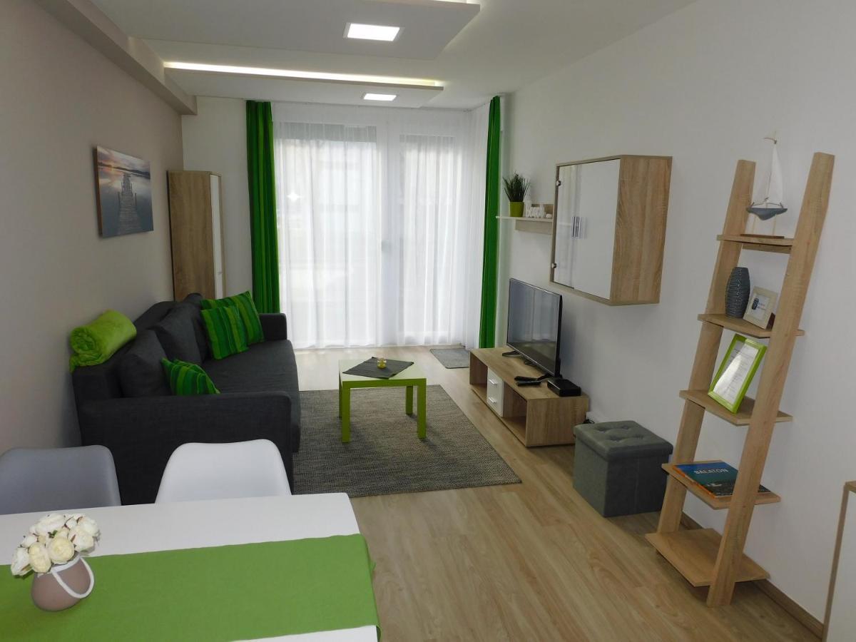 Katamaran Apartment Siofok Exterior photo